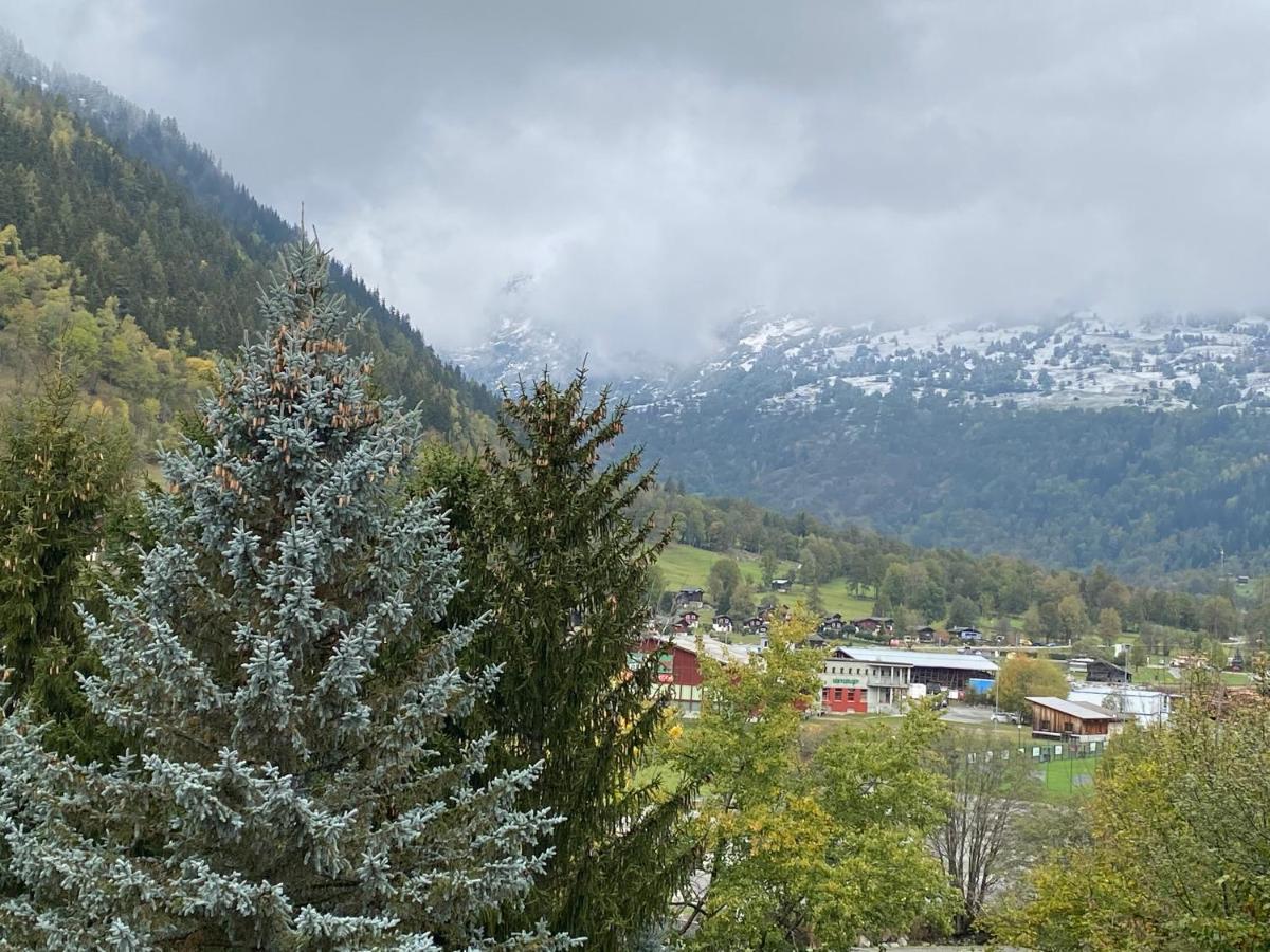 Hotel Lodge Inn Fiesch Εξωτερικό φωτογραφία
