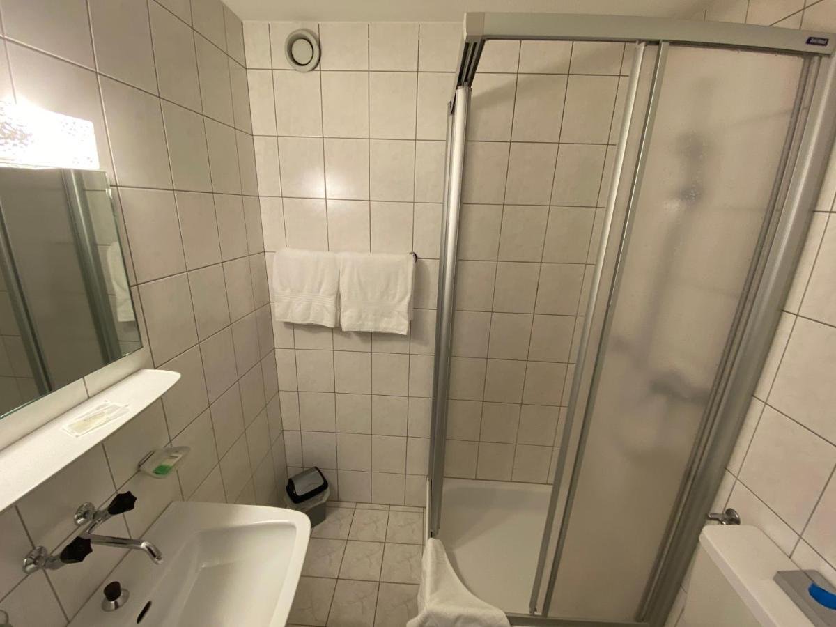 Hotel Lodge Inn Fiesch Εξωτερικό φωτογραφία